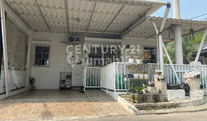 Rumah Bagus Siap Huni Di Taman Lembah Hijau Lippo Cikarang