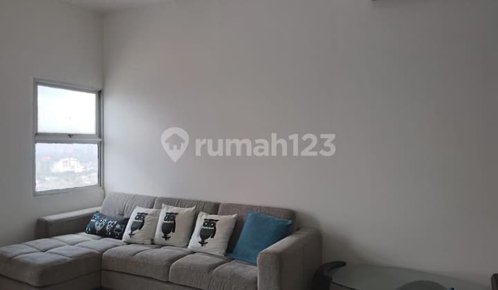 Dijual Apartemen Seasons City 3 Bedroom Lantai Tinggi Semi Furnished