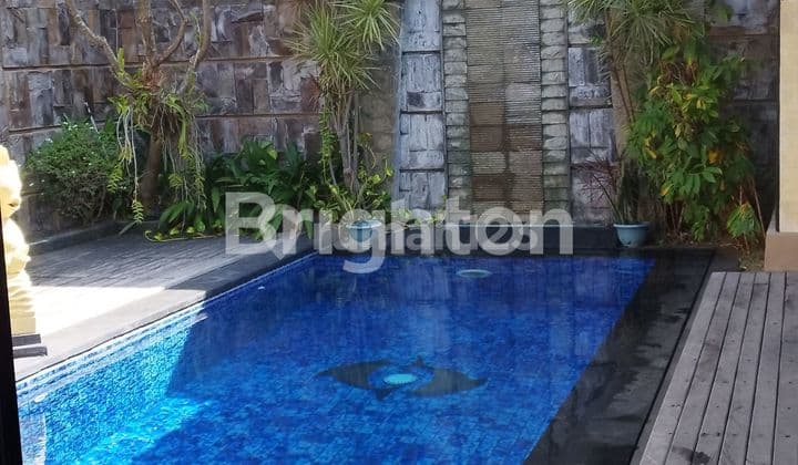 VILLA 3BR ELITE dan CANTIK STYLE MODERN BALI di RENON Denpasar BALI