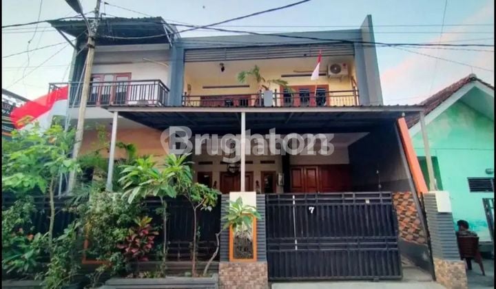 Rumah 3 Lantai Minimalis