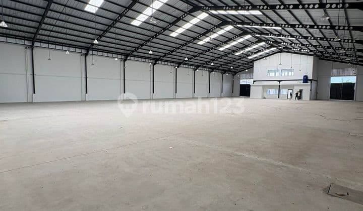 Disewa Gudang Laksana Pakuhaji 1860.0 M²
