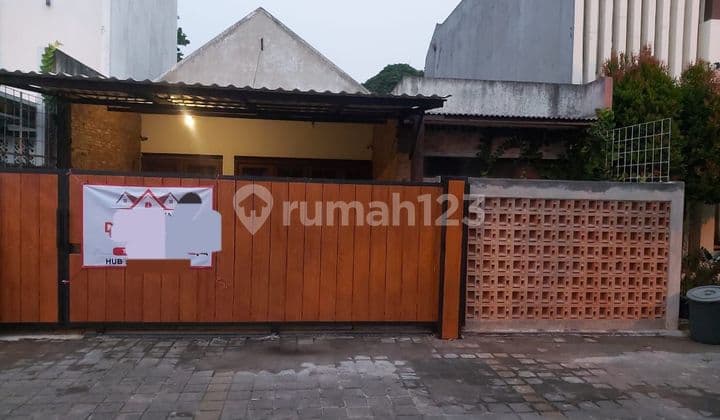 Di sewakan rumah bagus luas bebas banjir,lingkungan nyaman,aman.