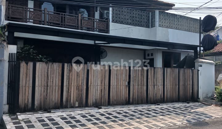 For Rent: Strategic Commercial Space on Bintaro Main Road
