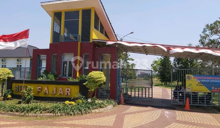 Kavling Depan Taman Posisi Hoek