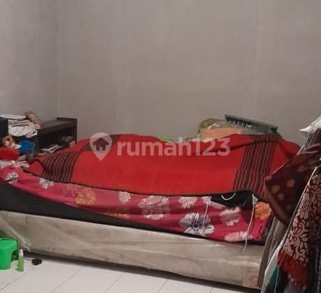 Rumah Terawat Dalam Komplek