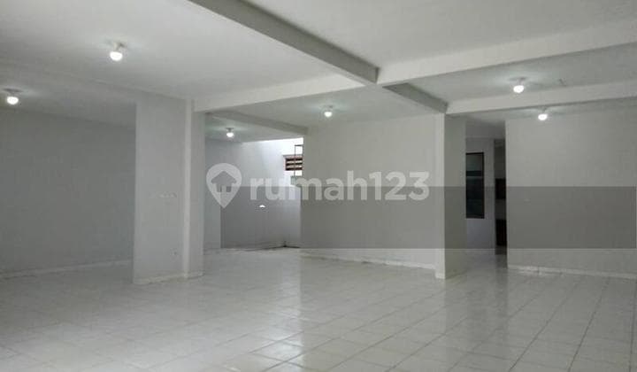 Rumah Depan Carrefour Kiaracondong