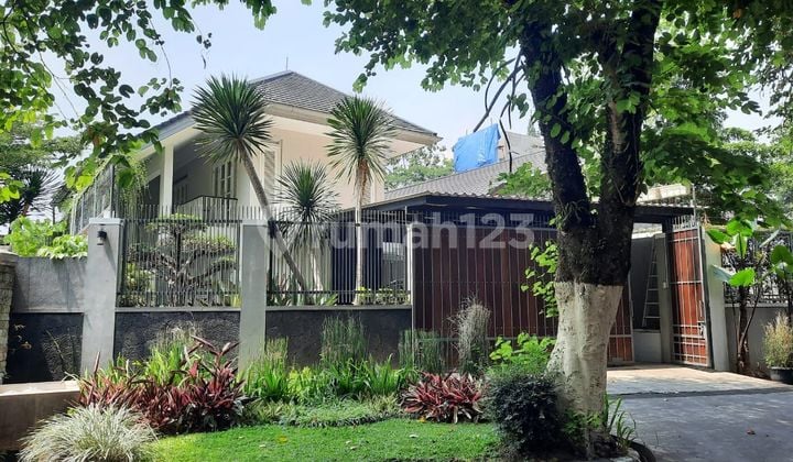 Rumah Cantik Full Furnished Di Bandung Utara