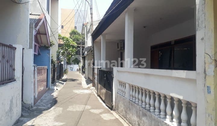 Rumah Tua Tanjung Duren Bisa Bangun Ulang Jadi 2 Rumah Murahhh