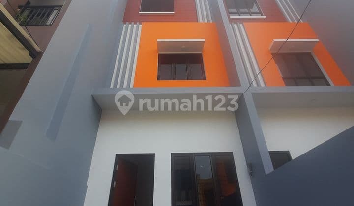 Rumah Tanjungduren Belakang Mall Cp Dan Ta