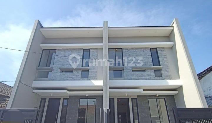 Rumah Baru Klampis Dekat Unair Its Galaxi Mall Surabaya