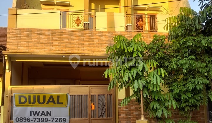 Rumah 2 Lantai Gedung Besar Mewah Murah Di Perumahan Mutiara Gading Timur Bekasi Timur