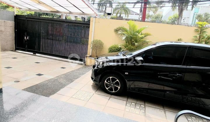 For Sale House in Green Garden Boulevard