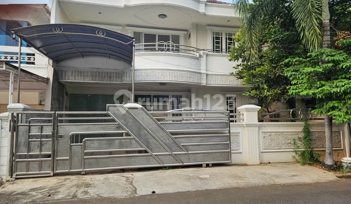 Quick Sale Luxurious House in Kelapa Gading, North Jakarta (C0829)