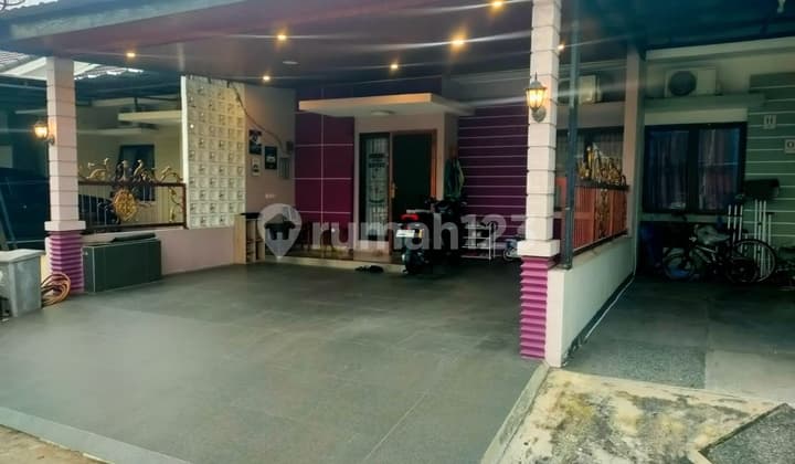 House for Sale in Harapan Mulya, Bekasi (D0006)