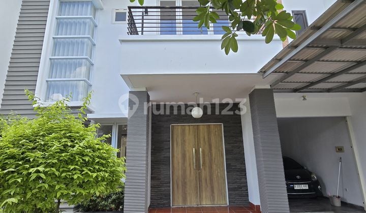 Siap Huni, Rumah, 2 Lantai, SHM, Bebas Banjir