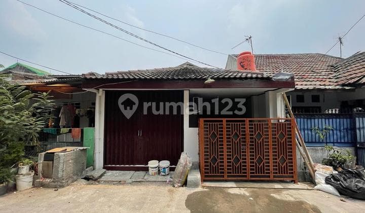 Dijual Segera nego sampai deal..!! Rumah di Pondok Ungu Permai - Kota Bekasi(C0961)