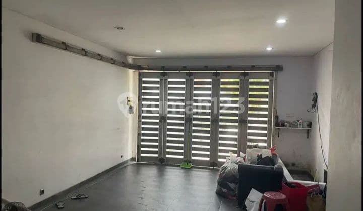 For Sale Ready-to-occupy House in PIK