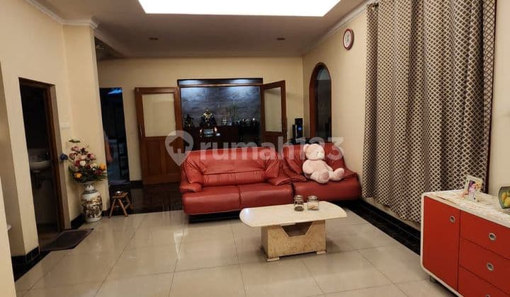 Dijual Rumah di Taman Palem Lestari
