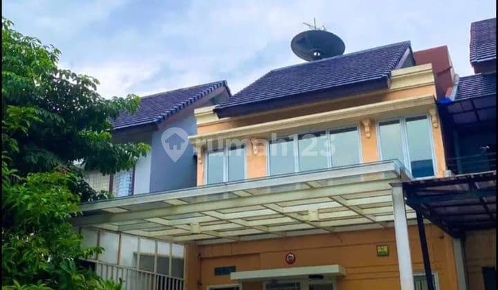 For Sale Casajardin 2-Story House