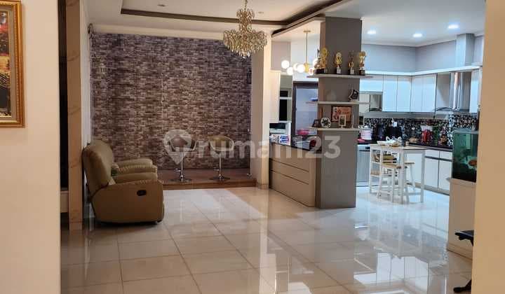 For Sale Ready-to-Occupy House in Palen, Semi 300 sqft Land Area, 2 Floors