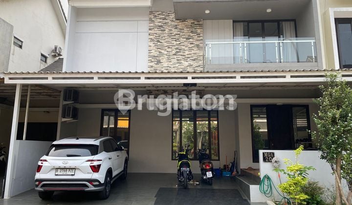 Rumah 2 lantai minimalis di Melia Garden