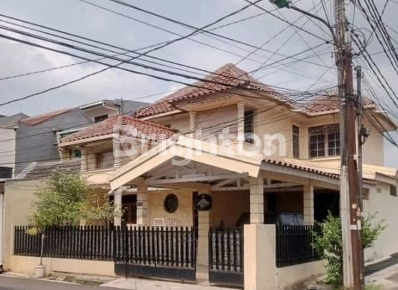 Spacious House in Duren Sawit, East Jakarta