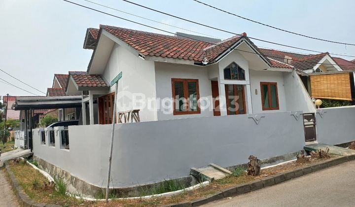 RUMAH HOOK DI VILLA MELATI MAS TANGERANG