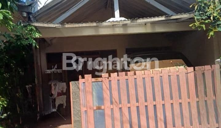 RUMAH SIAP HUNI di TAMAN ROYAL TANGERANG