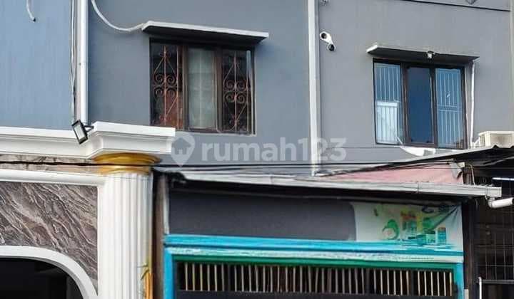 3-story shophouse in Cengkareng, West Jakarta