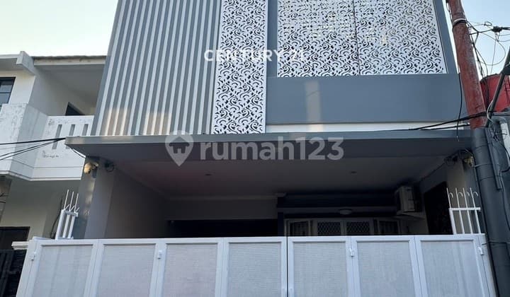Dijual Rumah Strategis Harga Menarik di Bintaro Tangsel