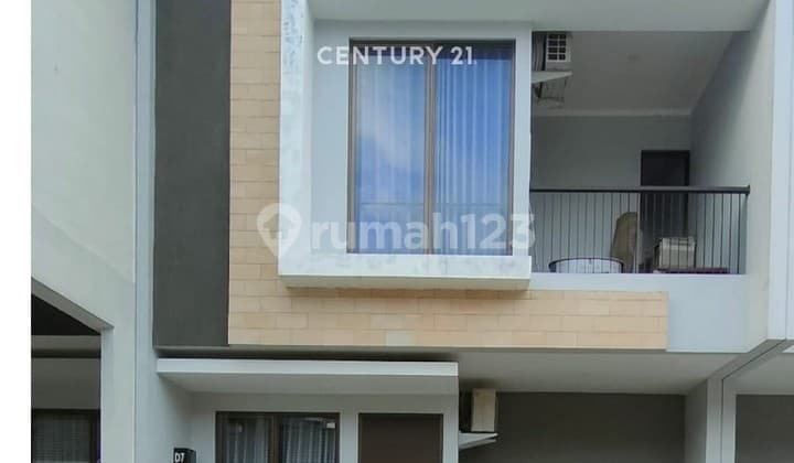 Dijual Rumah Bagus Strategis Harga Menarik di Graha Raya