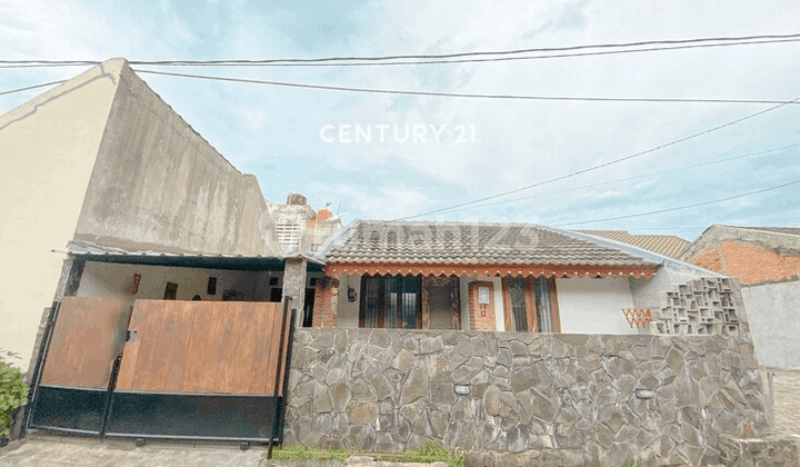 Dijual Rumah Bagus Strategis Siap Huni di Bintaro Sektor 3A