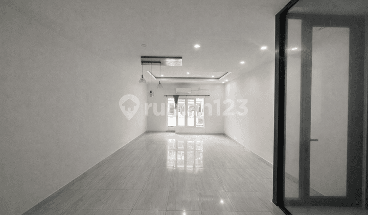 Disewakan Rumah Cantik Taman Sari Jakarta