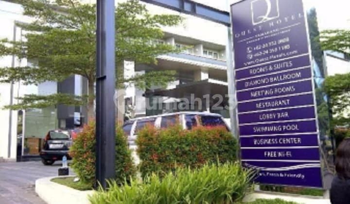 Hotel di Jalan Plampitan, Semarang Dijual Bu