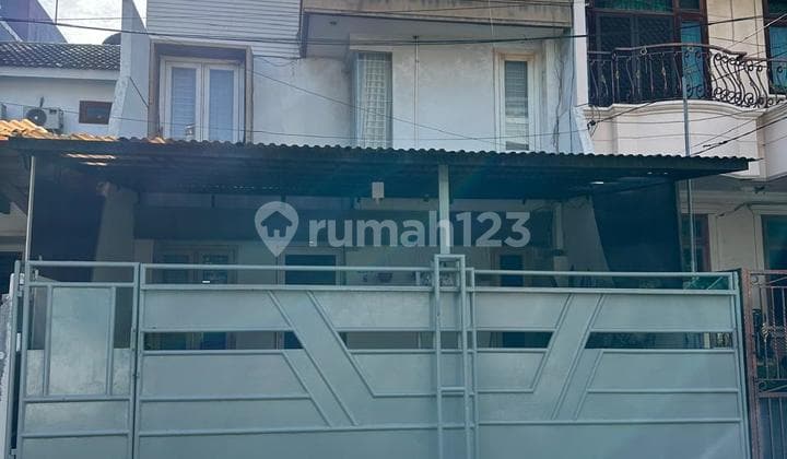 Rumah Kelapa Gading Cluster Kopyor Timur, 2 Lantai Bu