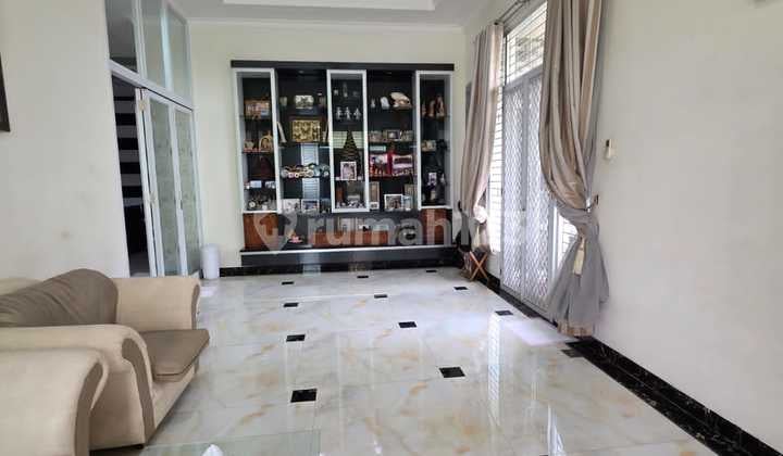 Rumah Gading Pelangi Residence, 3 Lantai, Dekat Taman Kota