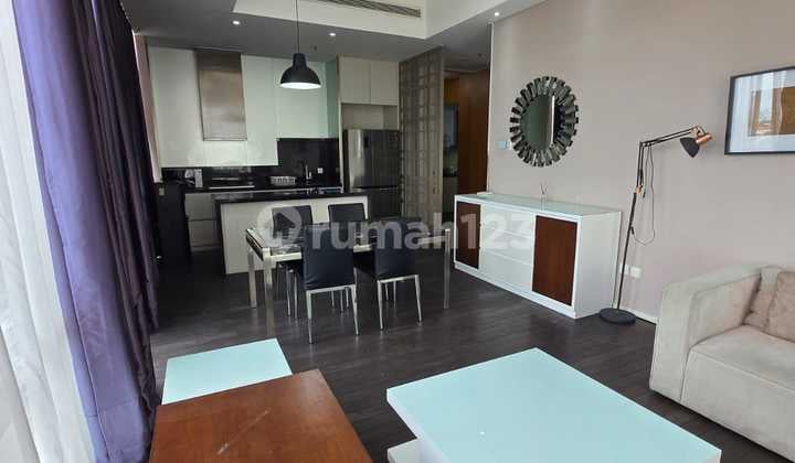 Good Unit!! Disewakan Verde 1 Apartement 3+1 BR Bagus Furnished