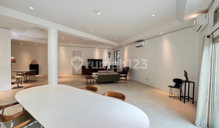 Good Unit!! Disewakan Cepat Rumah Widya Chandra 8 Scbd Jakarta Selatan