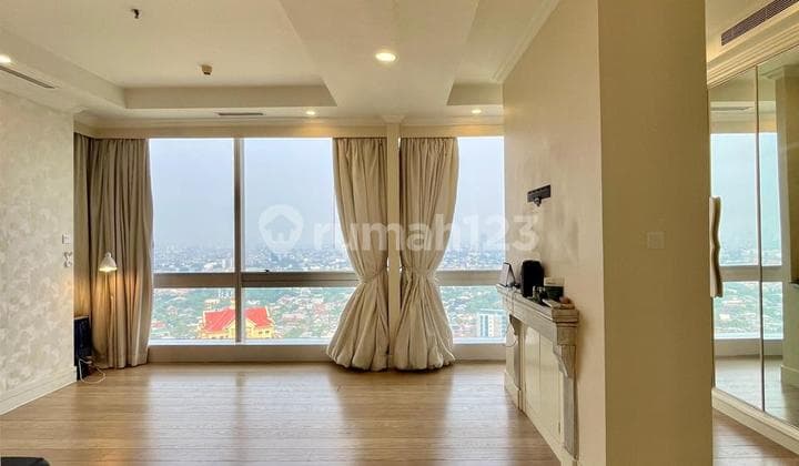Good Unit!! Dijual Cepat The Capital Residences Apartemen 3 BR Furnished