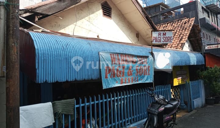 FOR SALE House on Gang Sepakat Street, Benhil