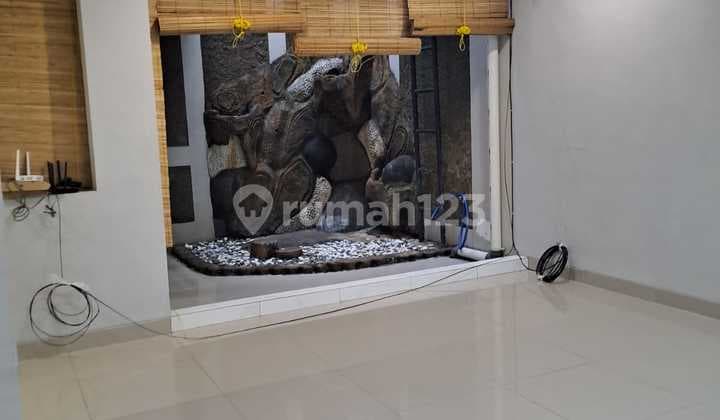 2 Lantai, Dekat Akses Tol,