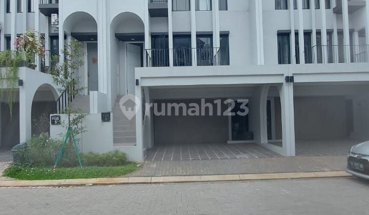 Rumah 3 Lantai Baru di Cluster Aether