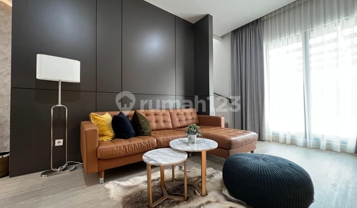 Rumah Bagus Dan Mewah Fully Furnished Di Discovery Bintaro Jaya