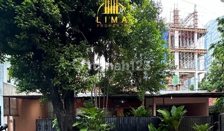 Rumah Hook Kwbayoran Baru Strategis Lingkungan Asri & Tenang