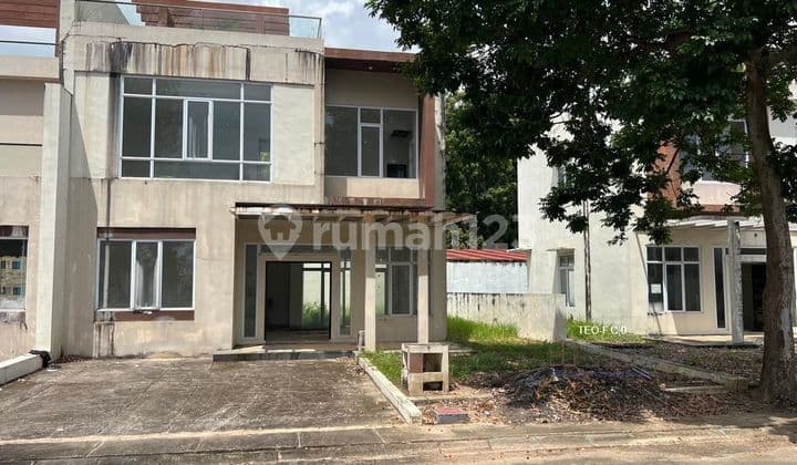 Jual Rumah Hook Tengah Batam Center di Perum Coastarina