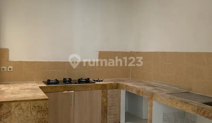 EN: For Rent: Renovated House at Permata Buana