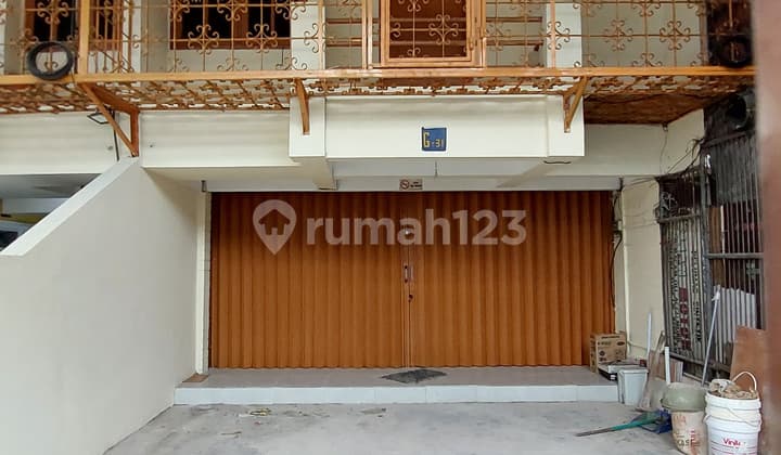 Shop House, 2 Floors, For Rent, Roadside Shop House