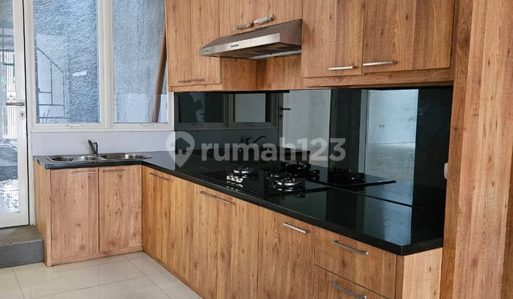 Davinci Minimalist Interior House