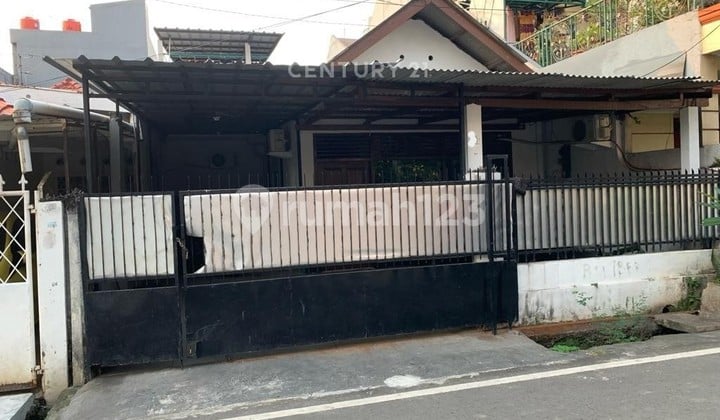 Dijual Rumah Siap Huni 2 Lantai di Senen Jakarta Pusat