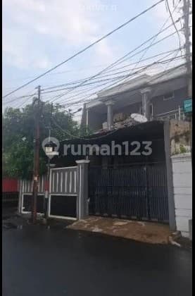 Dijual Rumah Siap Huni 2 Lantai Dekat Otista Jakarta Timur